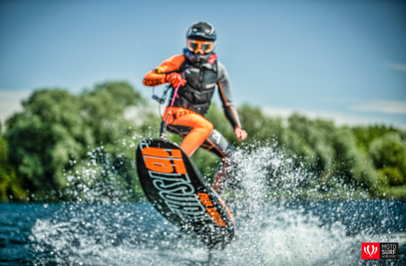 ЭТАП КУБКА MOTOSURFWORLDCUP 2019 В ВЕЛИКОБРИТАНИИ